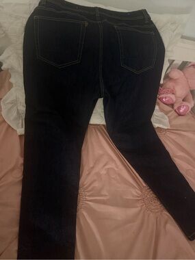 EXCHANGE Women's Skinny Jeans in Black with Contrast Stitching